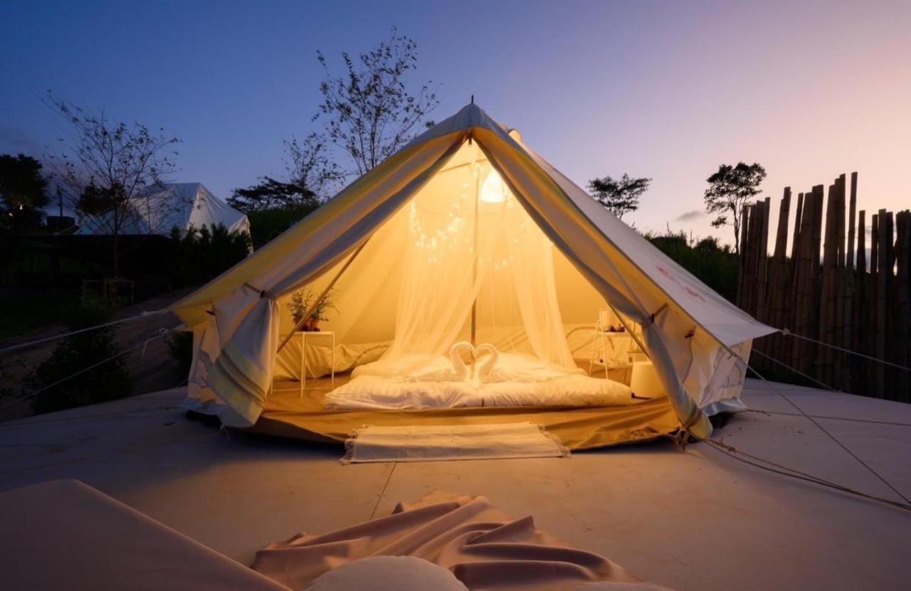 ไร่นาบัวหลวง คาเฟ่ & ฟาร์มสเตย์ Raina Bualuang Cafe & Farm Stay Ban Na No Exteriör bild